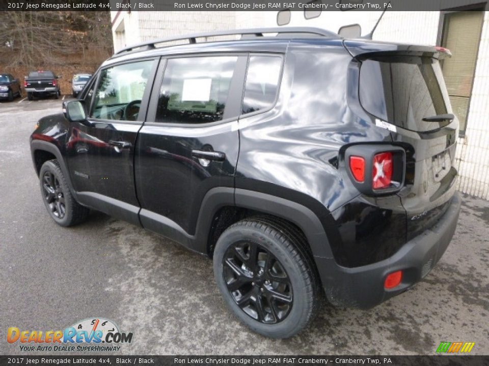 2017 Jeep Renegade Latitude 4x4 Black / Black Photo #4