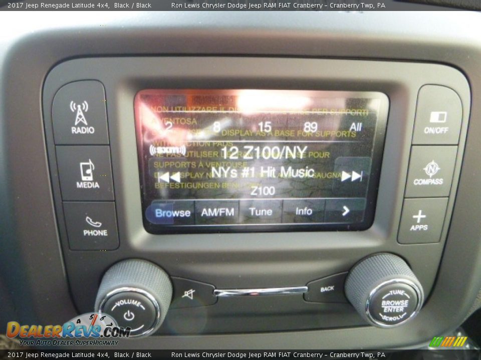 2017 Jeep Renegade Latitude 4x4 Black / Black Photo #16