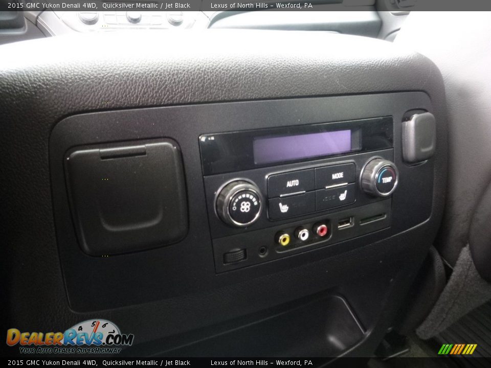 2015 GMC Yukon Denali 4WD Quicksilver Metallic / Jet Black Photo #11