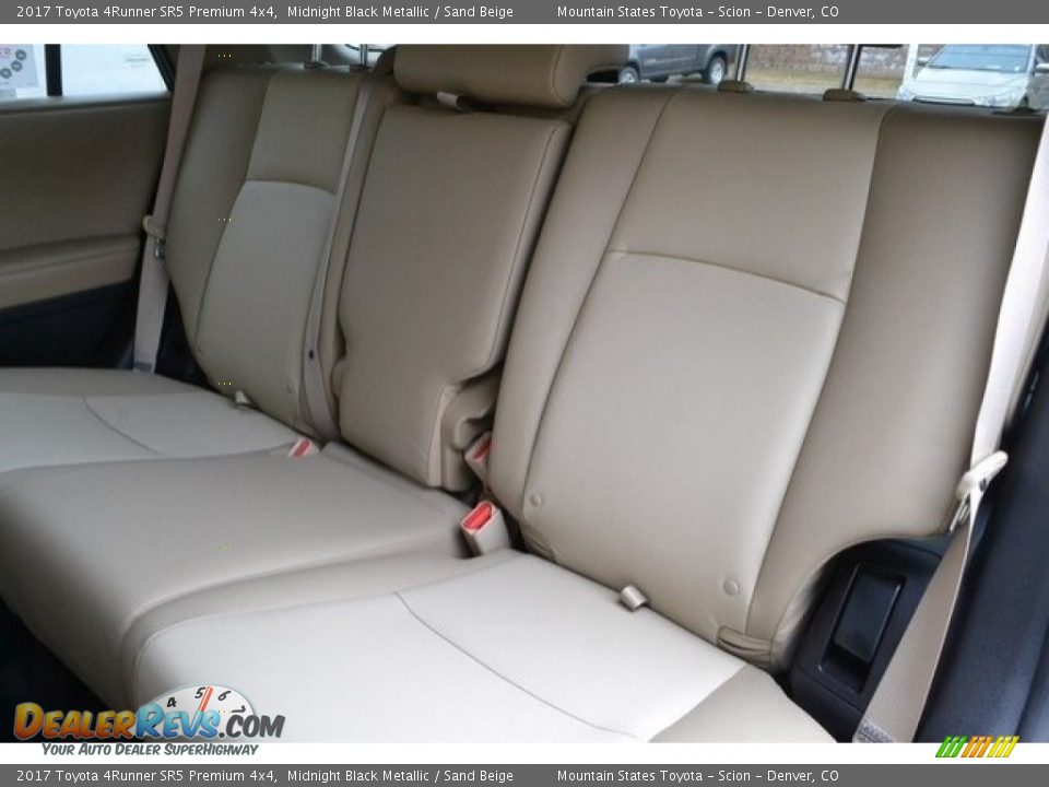 2017 Toyota 4Runner SR5 Premium 4x4 Midnight Black Metallic / Sand Beige Photo #7
