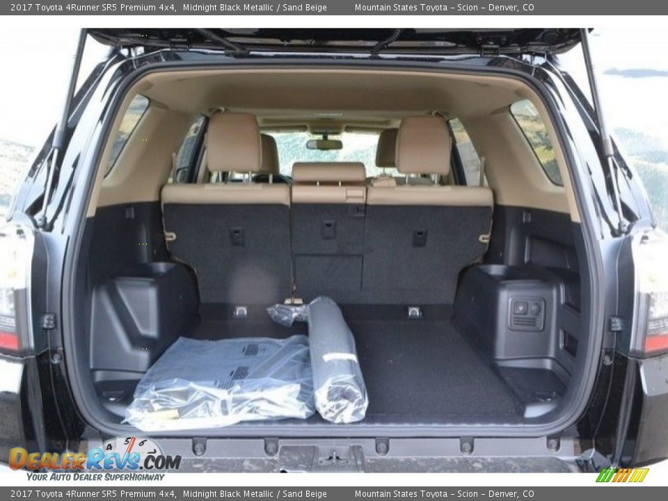 2017 Toyota 4Runner SR5 Premium 4x4 Midnight Black Metallic / Sand Beige Photo #8