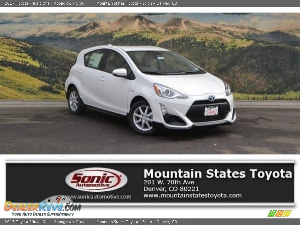2017 Toyota Prius c One Moonglow / Gray Photo #1