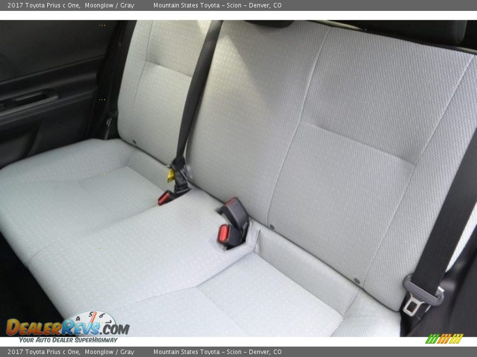 2017 Toyota Prius c One Moonglow / Gray Photo #7
