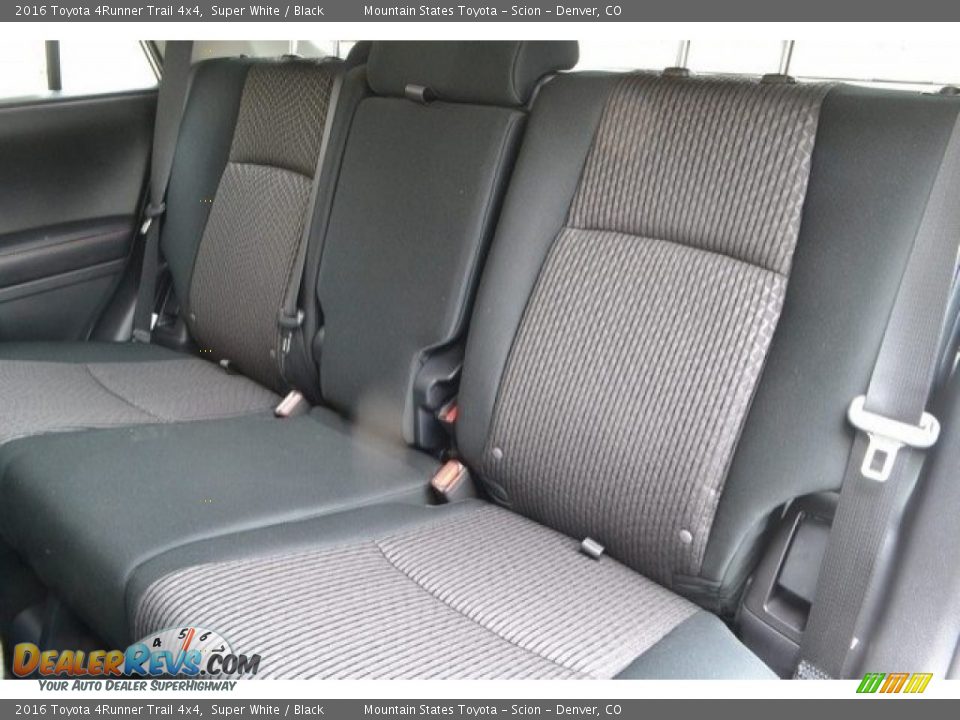 2016 Toyota 4Runner Trail 4x4 Super White / Black Photo #7