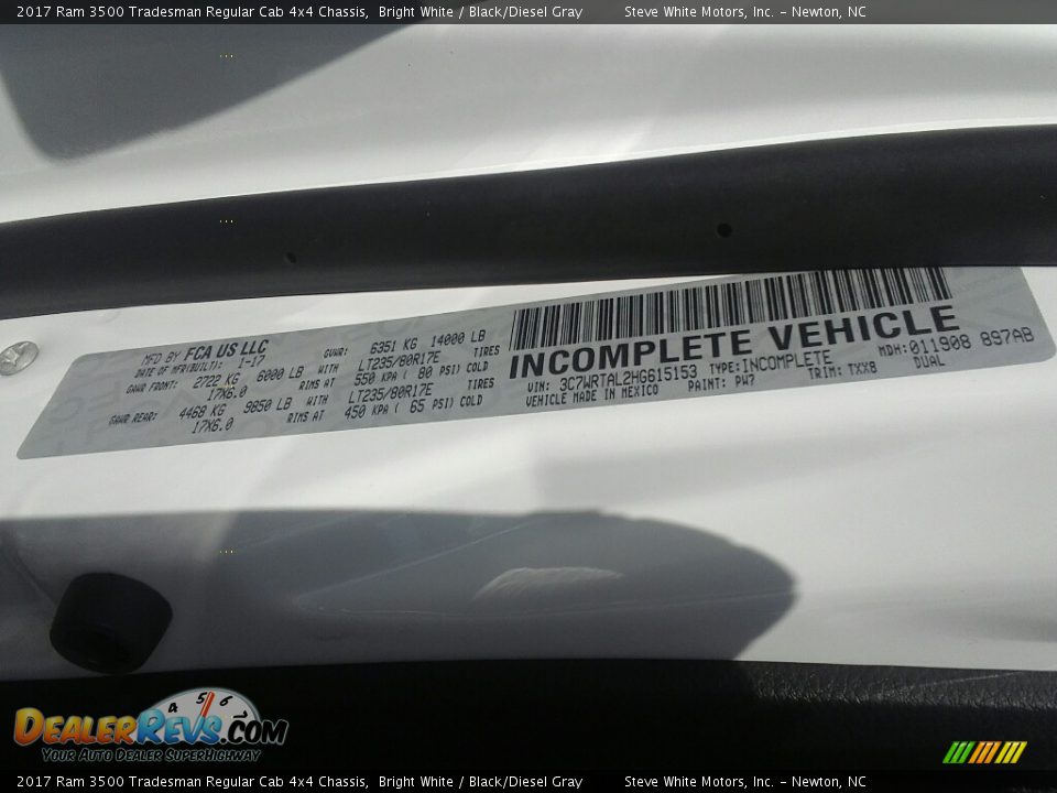 2017 Ram 3500 Tradesman Regular Cab 4x4 Chassis Bright White / Black/Diesel Gray Photo #1