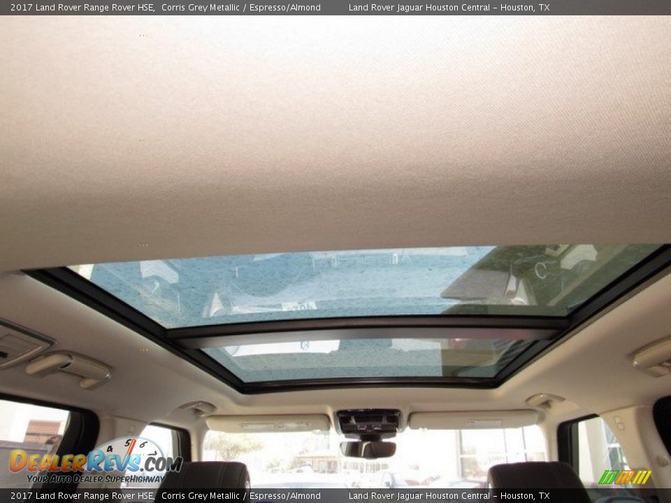 Sunroof of 2017 Land Rover Range Rover HSE Photo #17