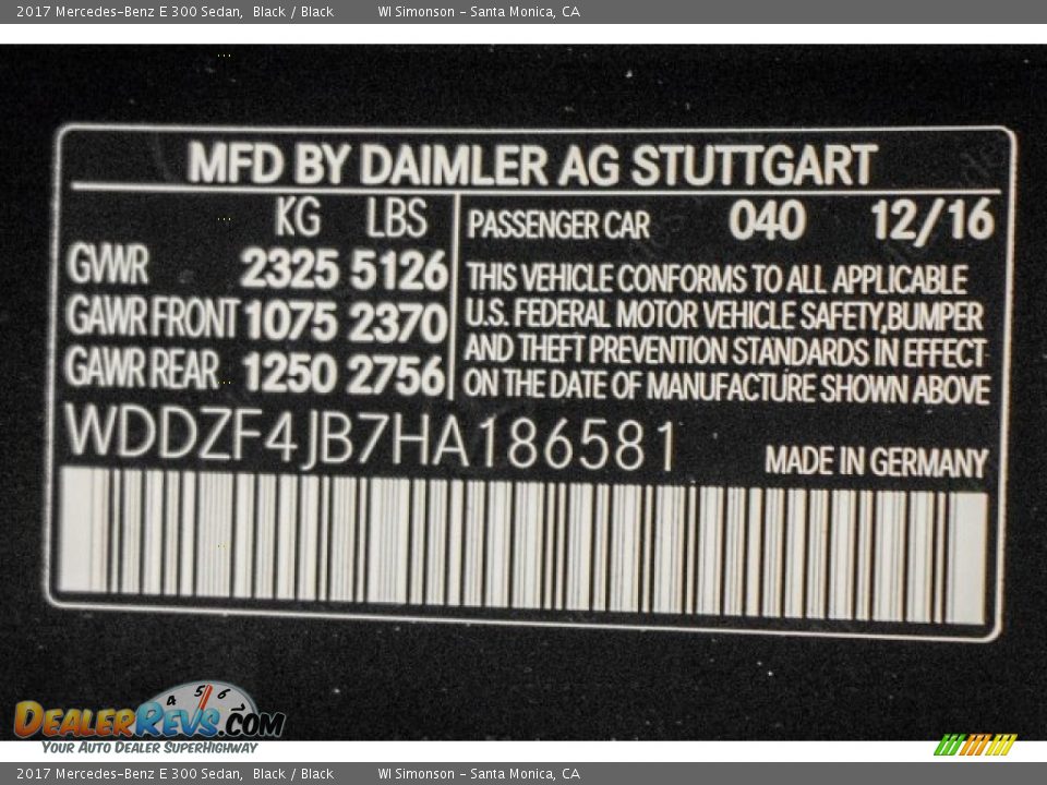 2017 Mercedes-Benz E 300 Sedan Black / Black Photo #6