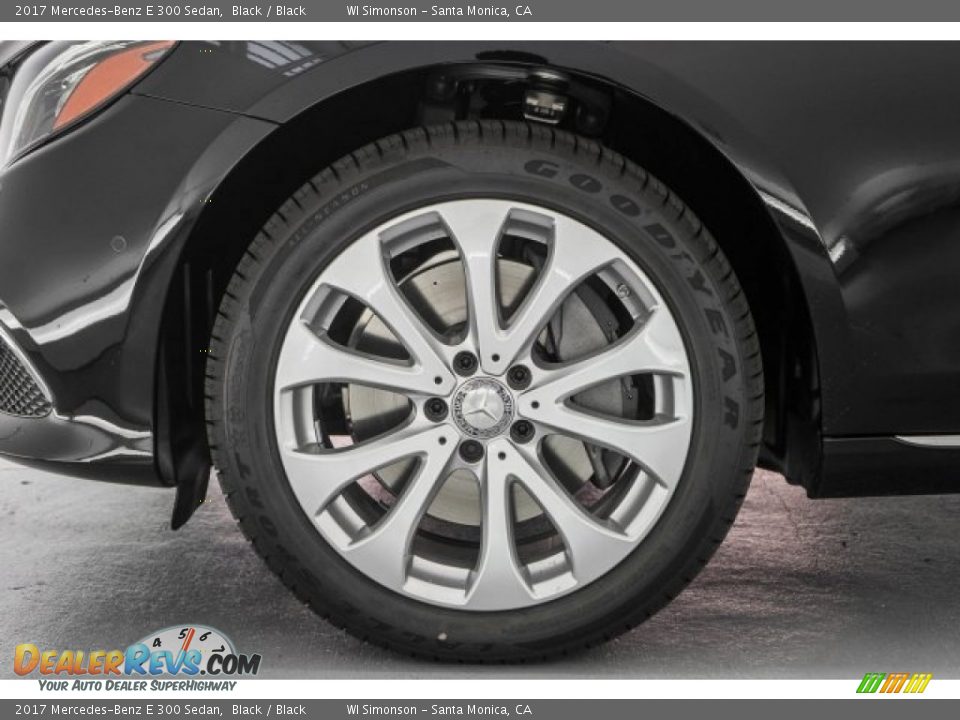 2017 Mercedes-Benz E 300 Sedan Black / Black Photo #10