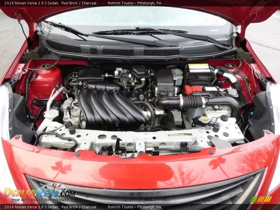 2014 Nissan Versa 1.6 S Sedan Red Brick / Charcoal Photo #17