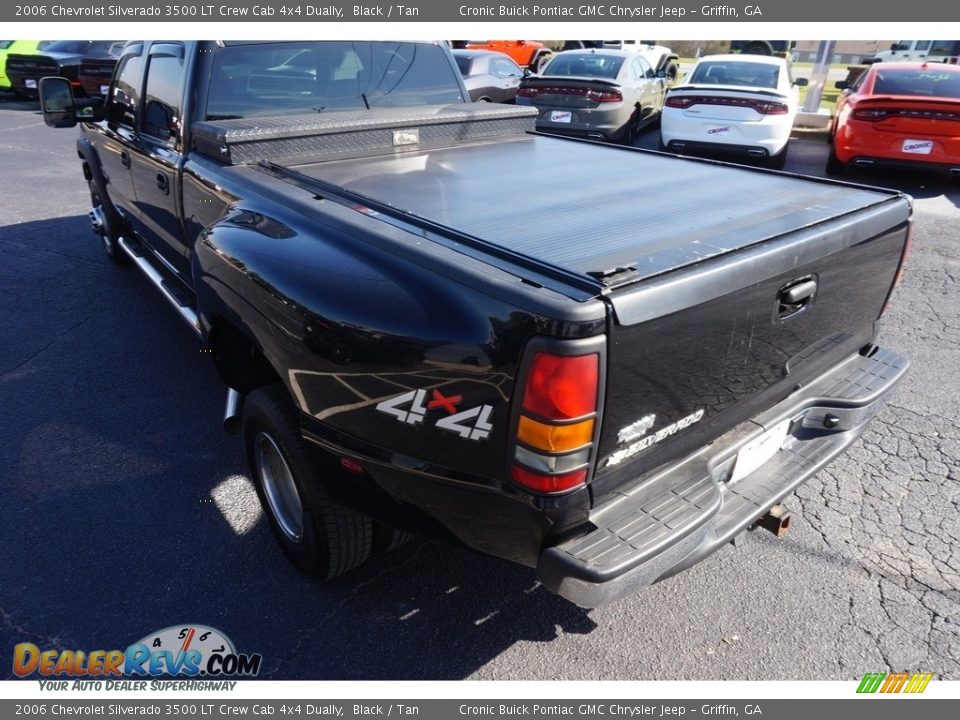 2006 Chevrolet Silverado 3500 LT Crew Cab 4x4 Dually Black / Tan Photo #15