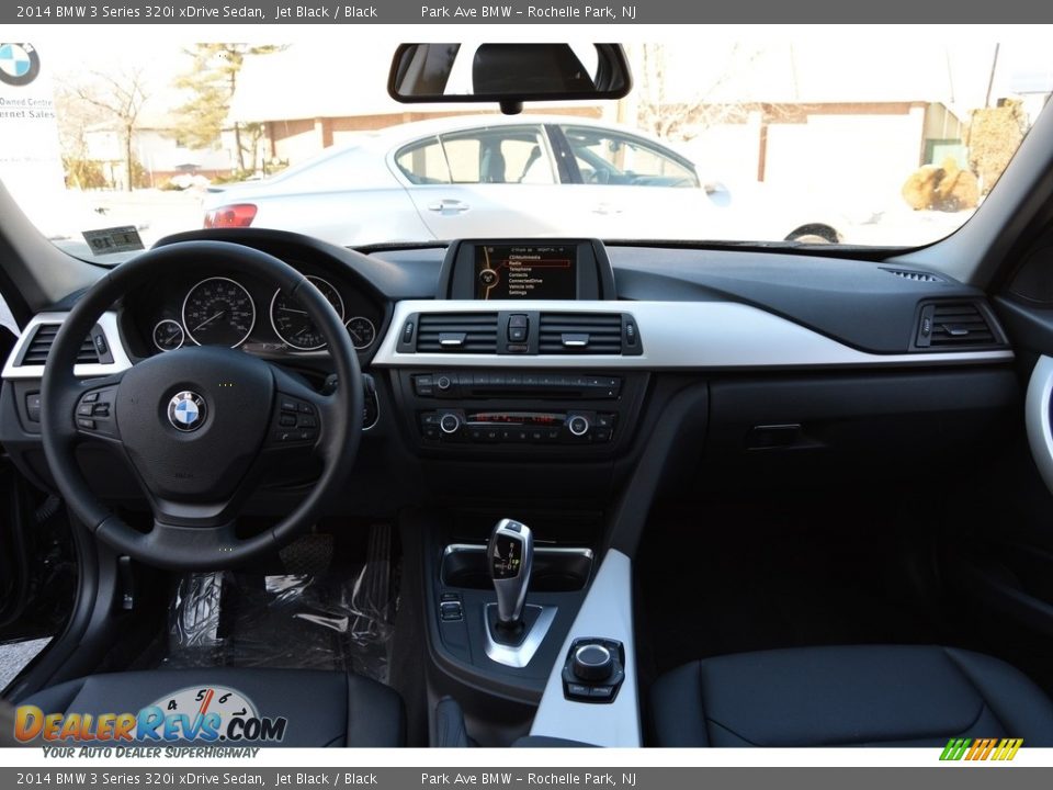 2014 BMW 3 Series 320i xDrive Sedan Jet Black / Black Photo #15
