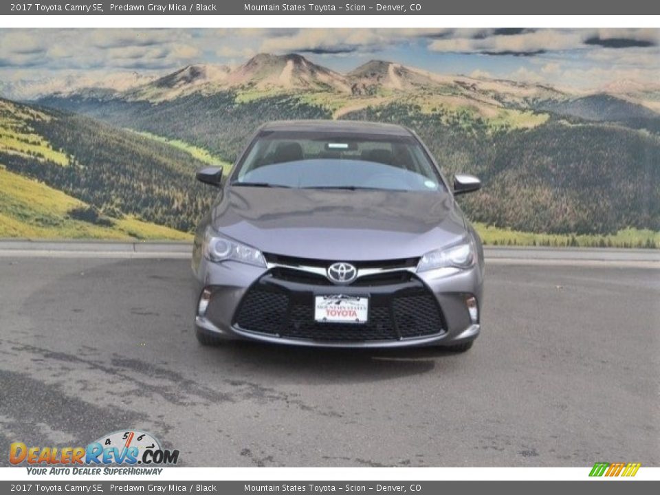 2017 Toyota Camry SE Predawn Gray Mica / Black Photo #2