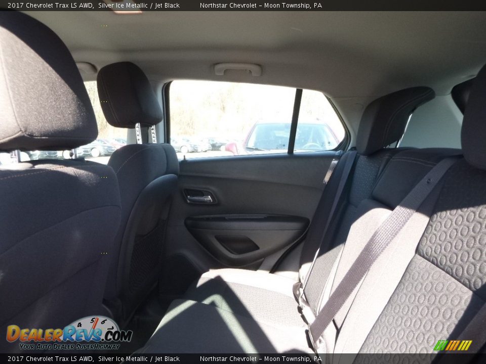 2017 Chevrolet Trax LS AWD Silver Ice Metallic / Jet Black Photo #12