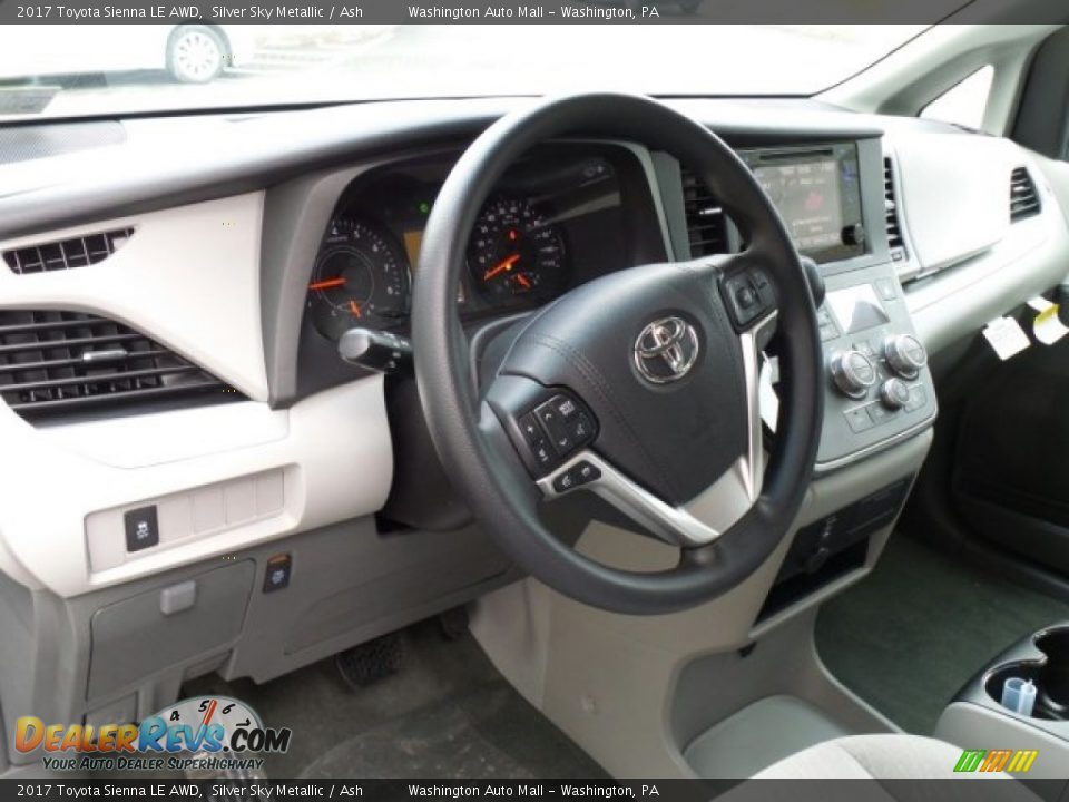 2017 Toyota Sienna LE AWD Silver Sky Metallic / Ash Photo #9