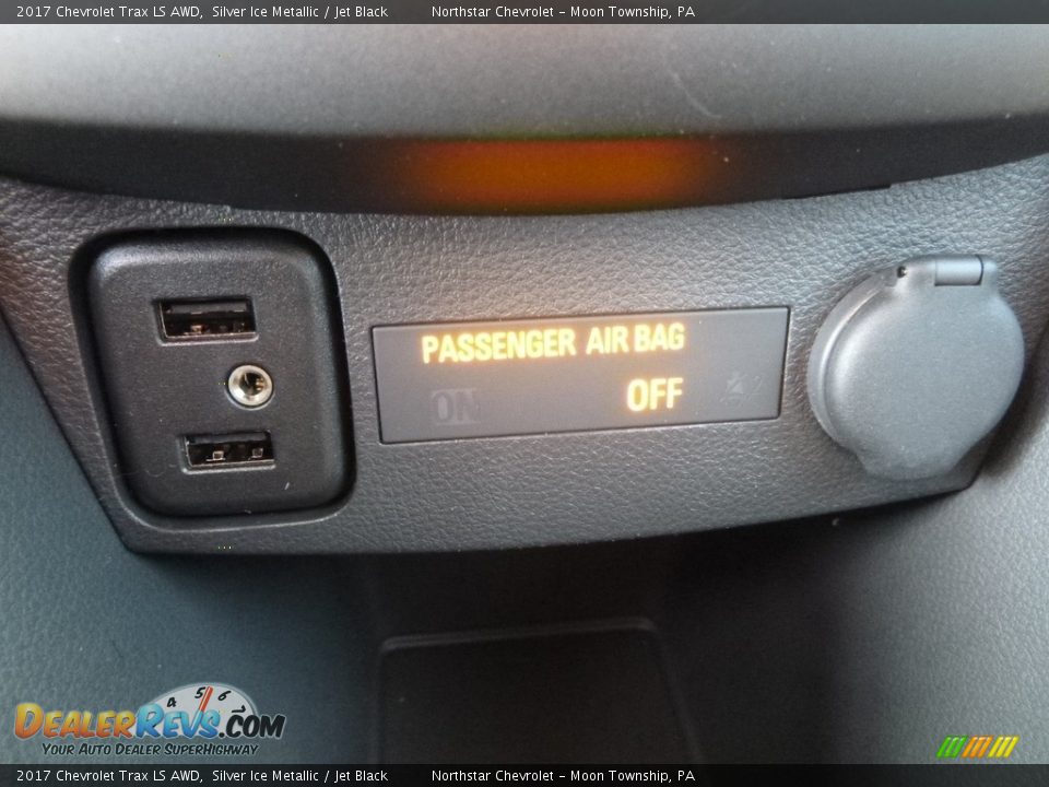 2017 Chevrolet Trax LS AWD Silver Ice Metallic / Jet Black Photo #19