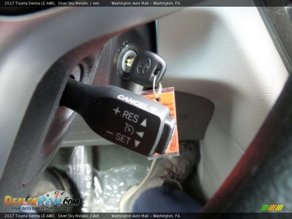 2017 Toyota Sienna LE AWD Silver Sky Metallic / Ash Photo #24