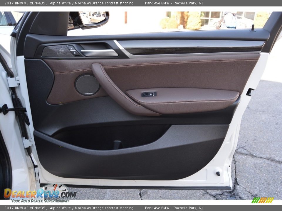 Door Panel of 2017 BMW X3 xDrive35i Photo #26