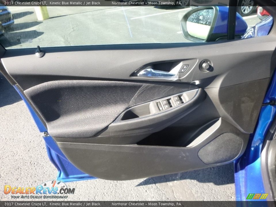2017 Chevrolet Cruze LT Kinetic Blue Metallic / Jet Black Photo #14