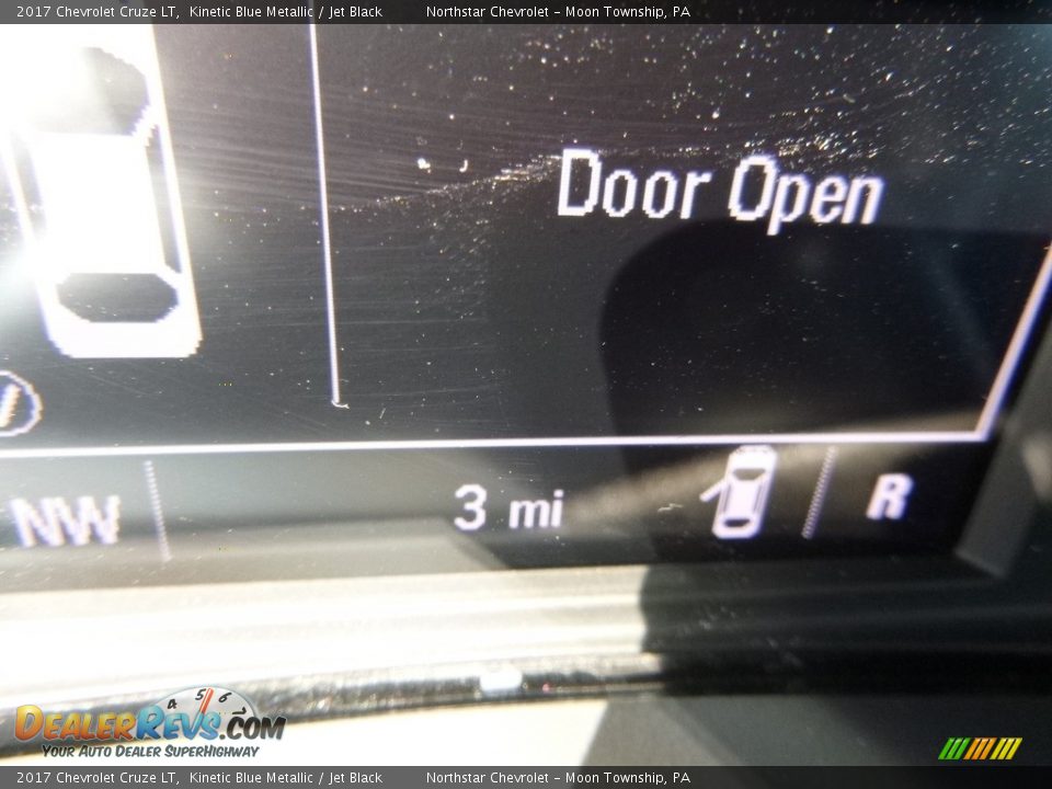 2017 Chevrolet Cruze LT Kinetic Blue Metallic / Jet Black Photo #20