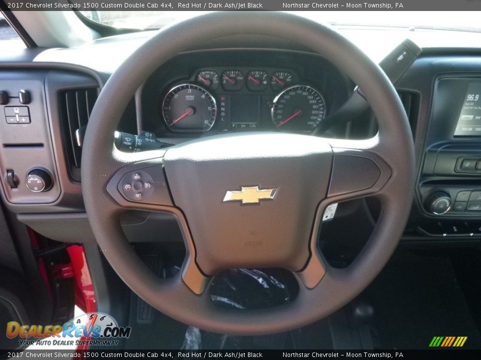 2017 Chevrolet Silverado 1500 Custom Double Cab 4x4 Red Hot / Dark Ash/Jet Black Photo #18