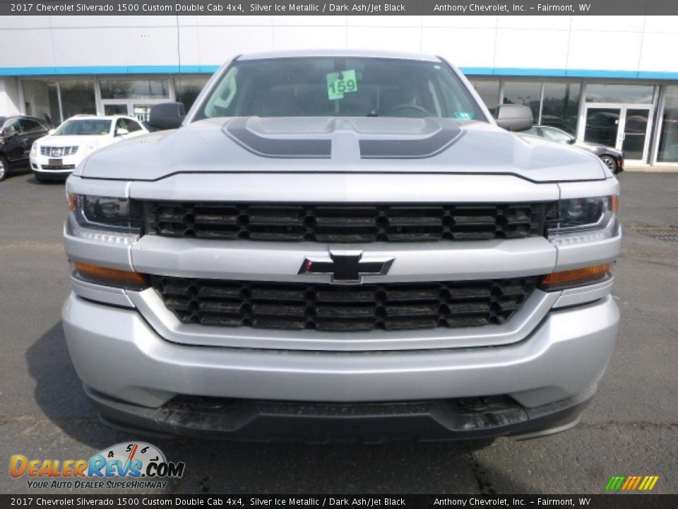 2017 Chevrolet Silverado 1500 Custom Double Cab 4x4 Silver Ice Metallic / Dark Ash/Jet Black Photo #11