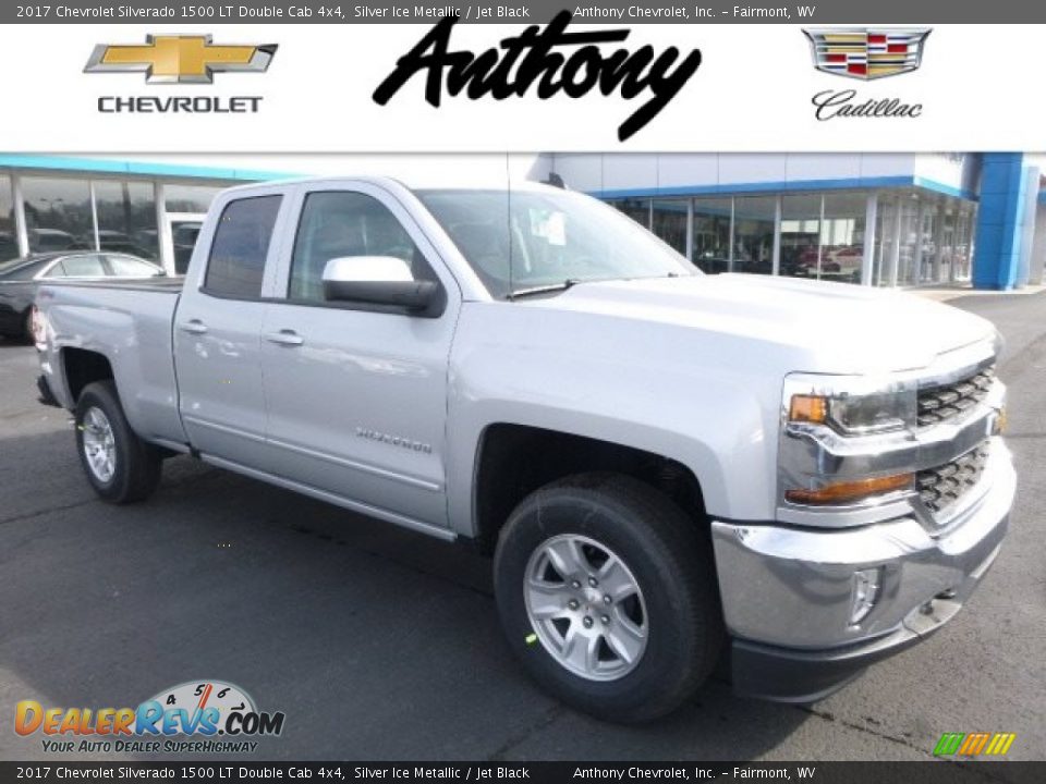 2017 Chevrolet Silverado 1500 LT Double Cab 4x4 Silver Ice Metallic / Jet Black Photo #1