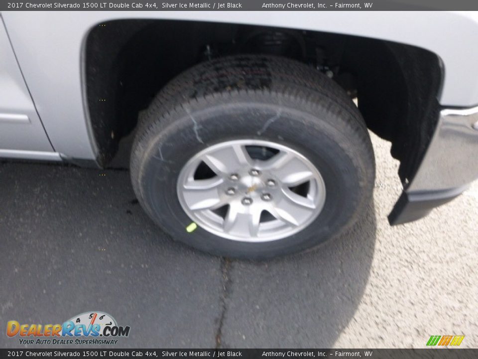2017 Chevrolet Silverado 1500 LT Double Cab 4x4 Silver Ice Metallic / Jet Black Photo #2