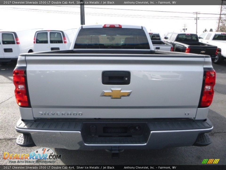 2017 Chevrolet Silverado 1500 LT Double Cab 4x4 Silver Ice Metallic / Jet Black Photo #8