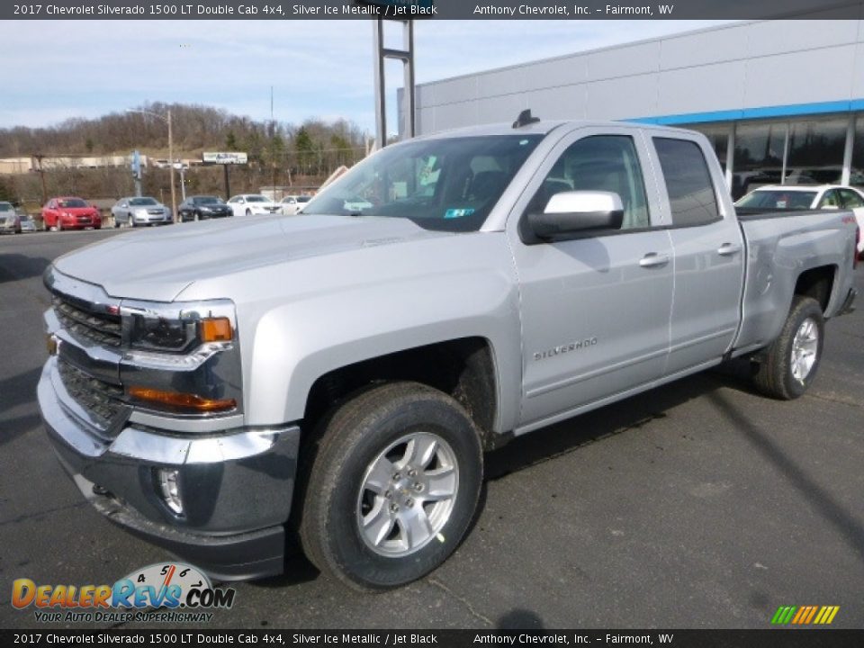 2017 Chevrolet Silverado 1500 LT Double Cab 4x4 Silver Ice Metallic / Jet Black Photo #11