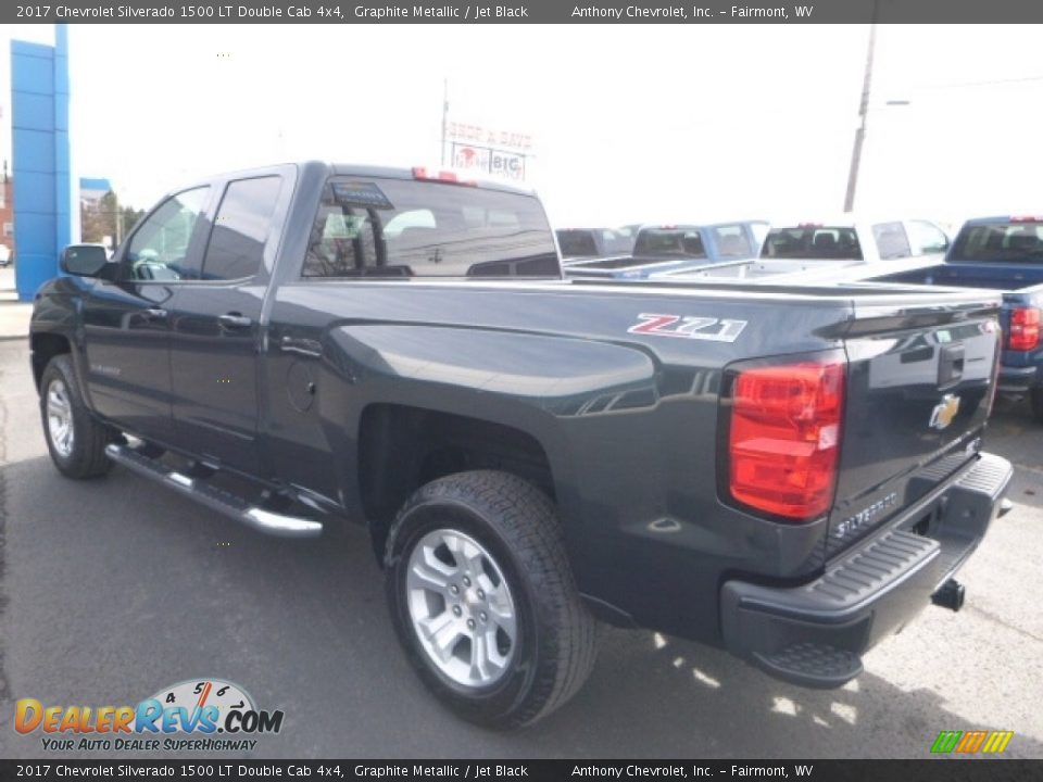 2017 Chevrolet Silverado 1500 LT Double Cab 4x4 Graphite Metallic / Jet Black Photo #10