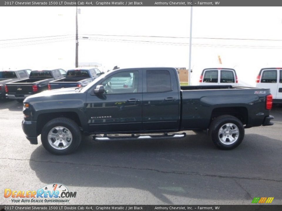 2017 Chevrolet Silverado 1500 LT Double Cab 4x4 Graphite Metallic / Jet Black Photo #11