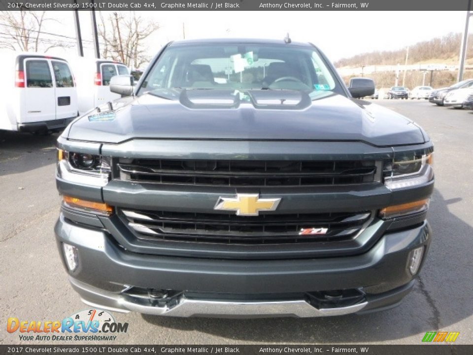 2017 Chevrolet Silverado 1500 LT Double Cab 4x4 Graphite Metallic / Jet Black Photo #13