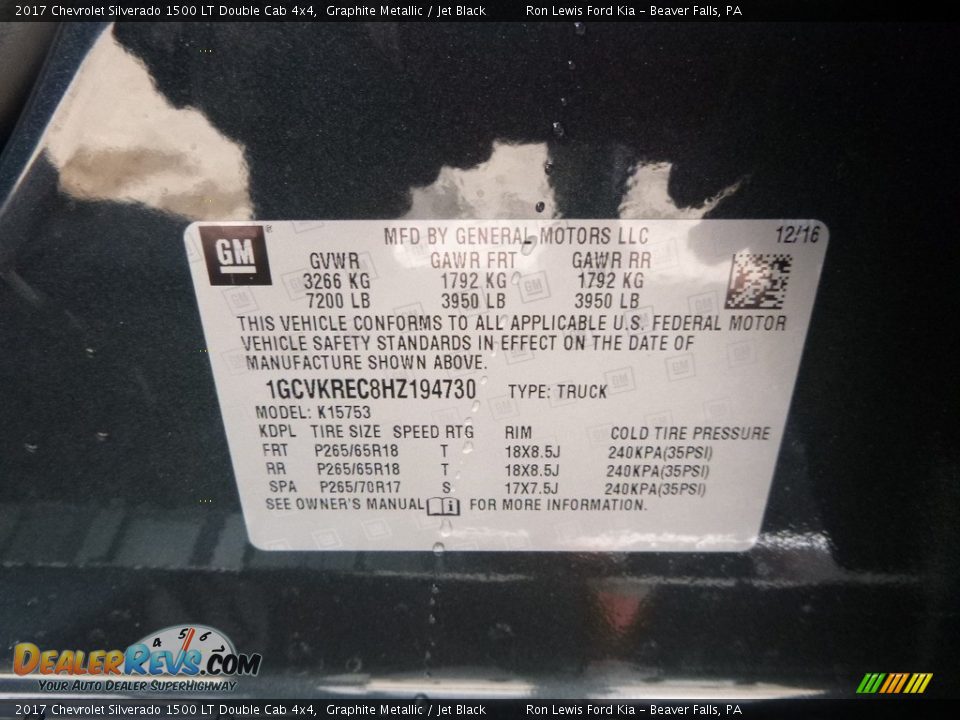2017 Chevrolet Silverado 1500 LT Double Cab 4x4 Graphite Metallic / Jet Black Photo #16