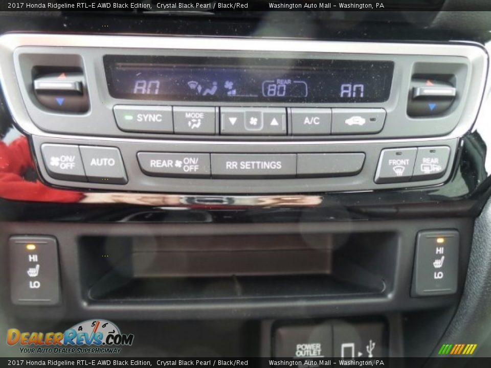 Controls of 2017 Honda Ridgeline RTL-E AWD Black Edition Photo #35