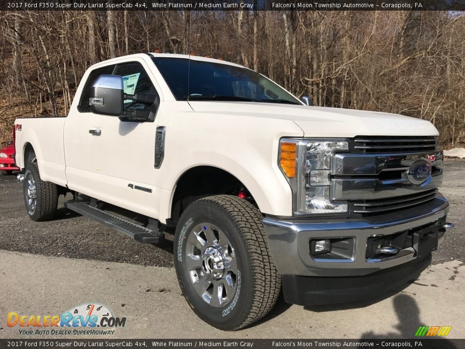 Front 3/4 View of 2017 Ford F350 Super Duty Lariat SuperCab 4x4 Photo #3