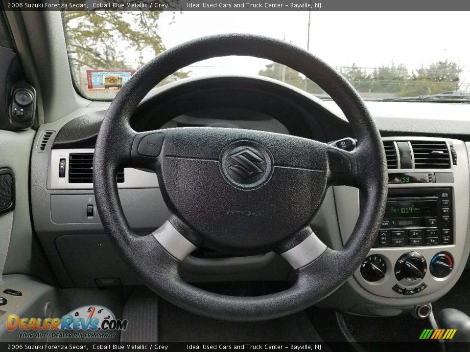 2006 Suzuki Forenza Sedan Cobalt Blue Metallic / Grey Photo #16