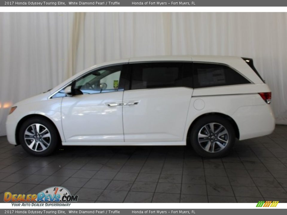 2017 Honda Odyssey Touring Elite White Diamond Pearl / Truffle Photo #5