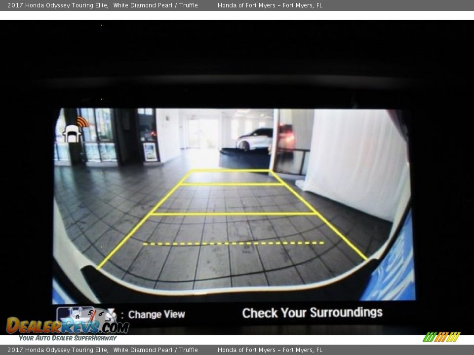 2017 Honda Odyssey Touring Elite White Diamond Pearl / Truffle Photo #20