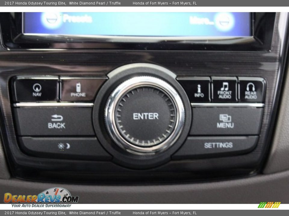 Controls of 2017 Honda Odyssey Touring Elite Photo #23
