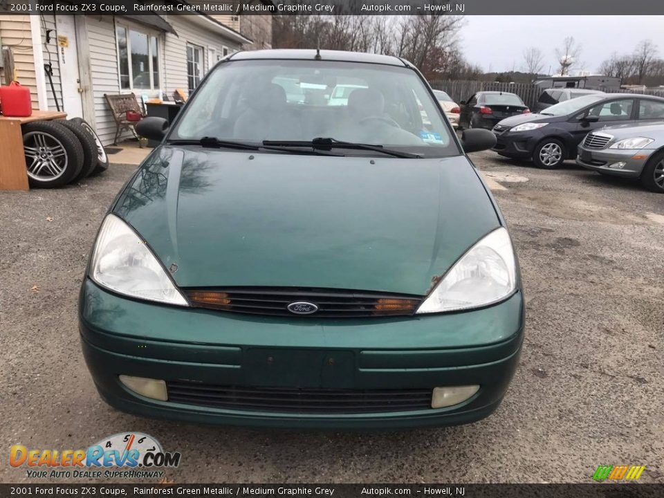 2001 Ford Focus ZX3 Coupe Rainforest Green Metallic / Medium Graphite Grey Photo #9