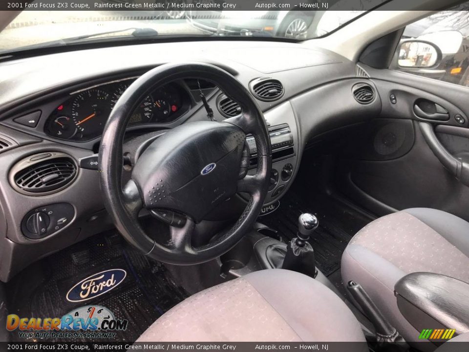 Medium Graphite Grey Interior - 2001 Ford Focus ZX3 Coupe Photo #10