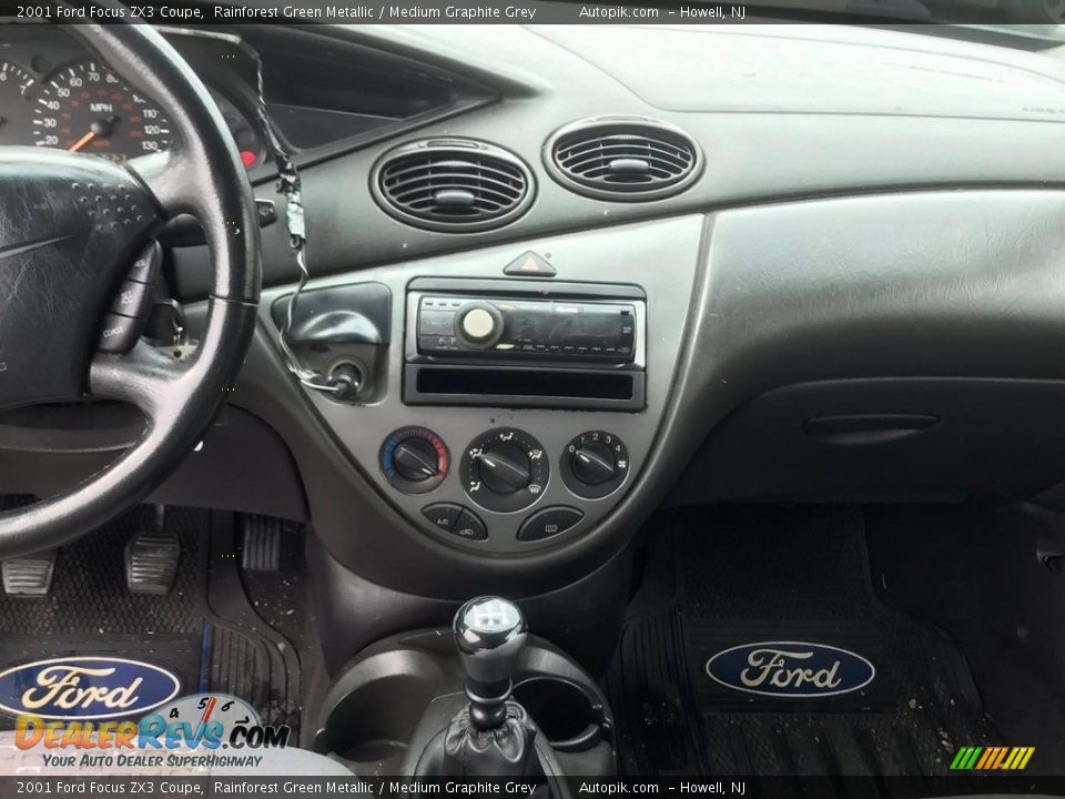 Controls of 2001 Ford Focus ZX3 Coupe Photo #12
