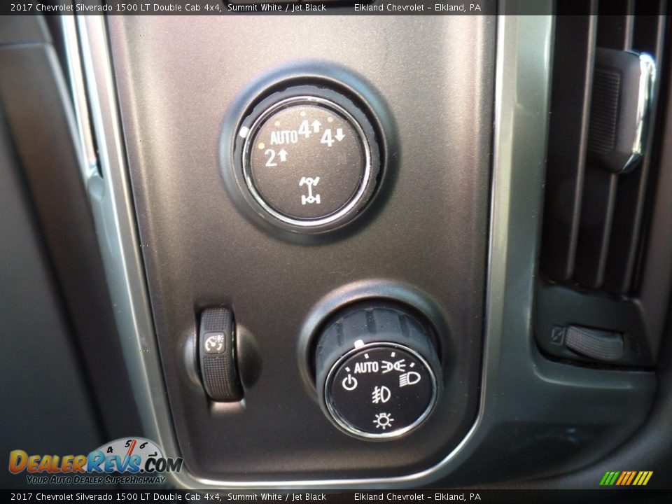 2017 Chevrolet Silverado 1500 LT Double Cab 4x4 Summit White / Jet Black Photo #25