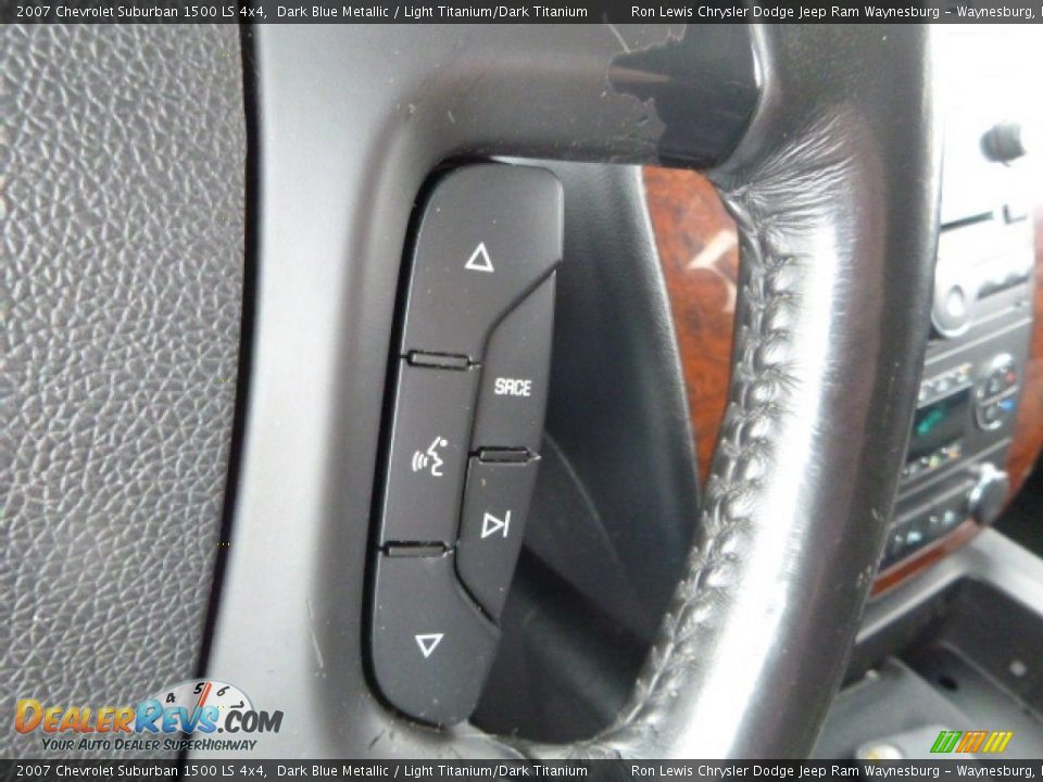 2007 Chevrolet Suburban 1500 LS 4x4 Dark Blue Metallic / Light Titanium/Dark Titanium Photo #20