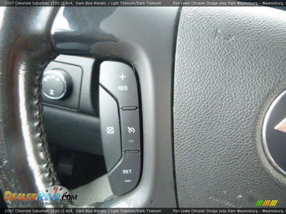 2007 Chevrolet Suburban 1500 LS 4x4 Dark Blue Metallic / Light Titanium/Dark Titanium Photo #21