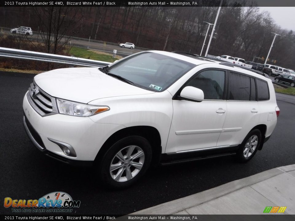 2013 Toyota Highlander SE 4WD Blizzard White Pearl / Black Photo #5