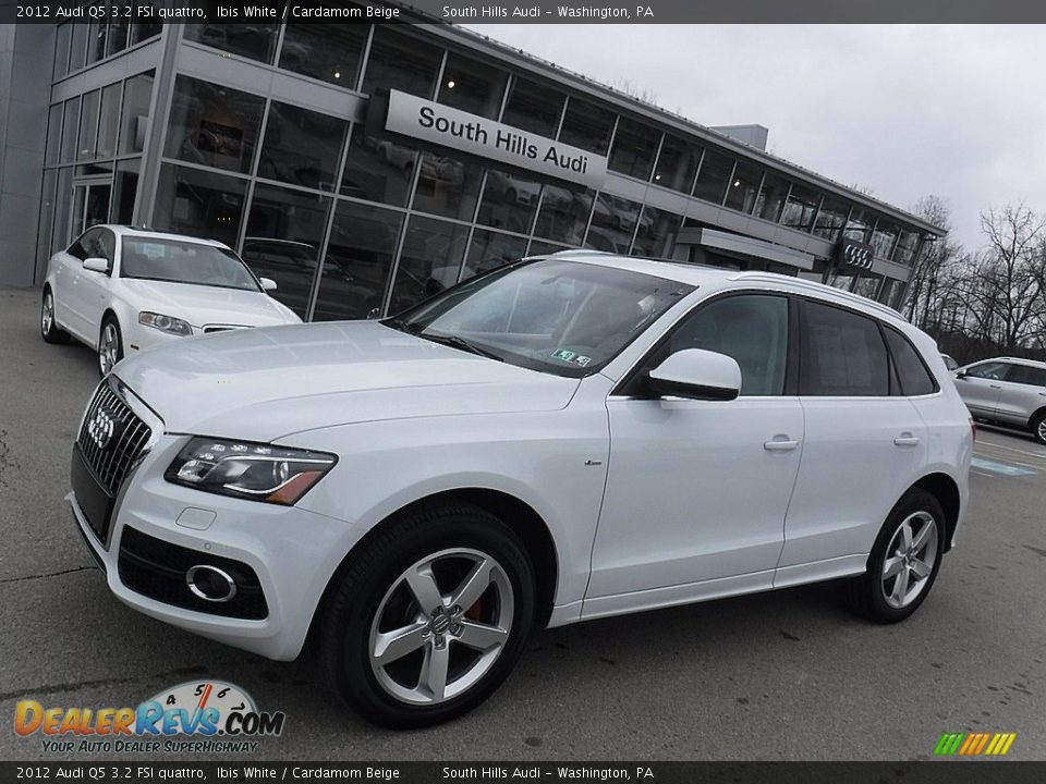 2012 Audi Q5 3.2 FSI quattro Ibis White / Cardamom Beige Photo #1