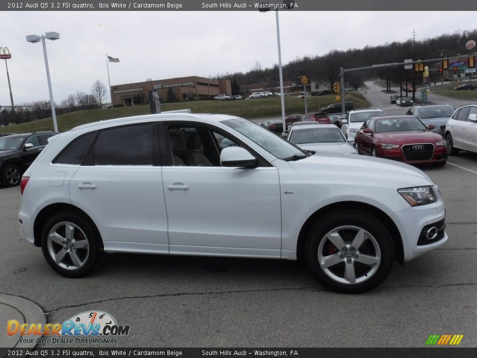 2012 Audi Q5 3.2 FSI quattro Ibis White / Cardamom Beige Photo #10