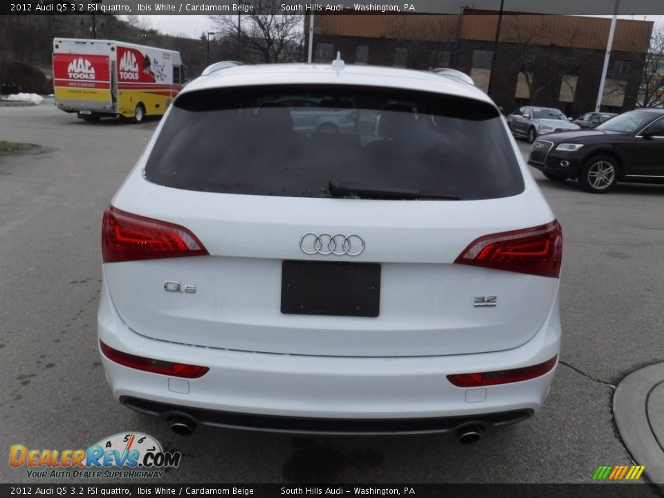 2012 Audi Q5 3.2 FSI quattro Ibis White / Cardamom Beige Photo #15