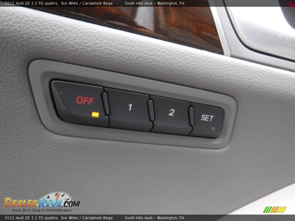 2012 Audi Q5 3.2 FSI quattro Ibis White / Cardamom Beige Photo #24